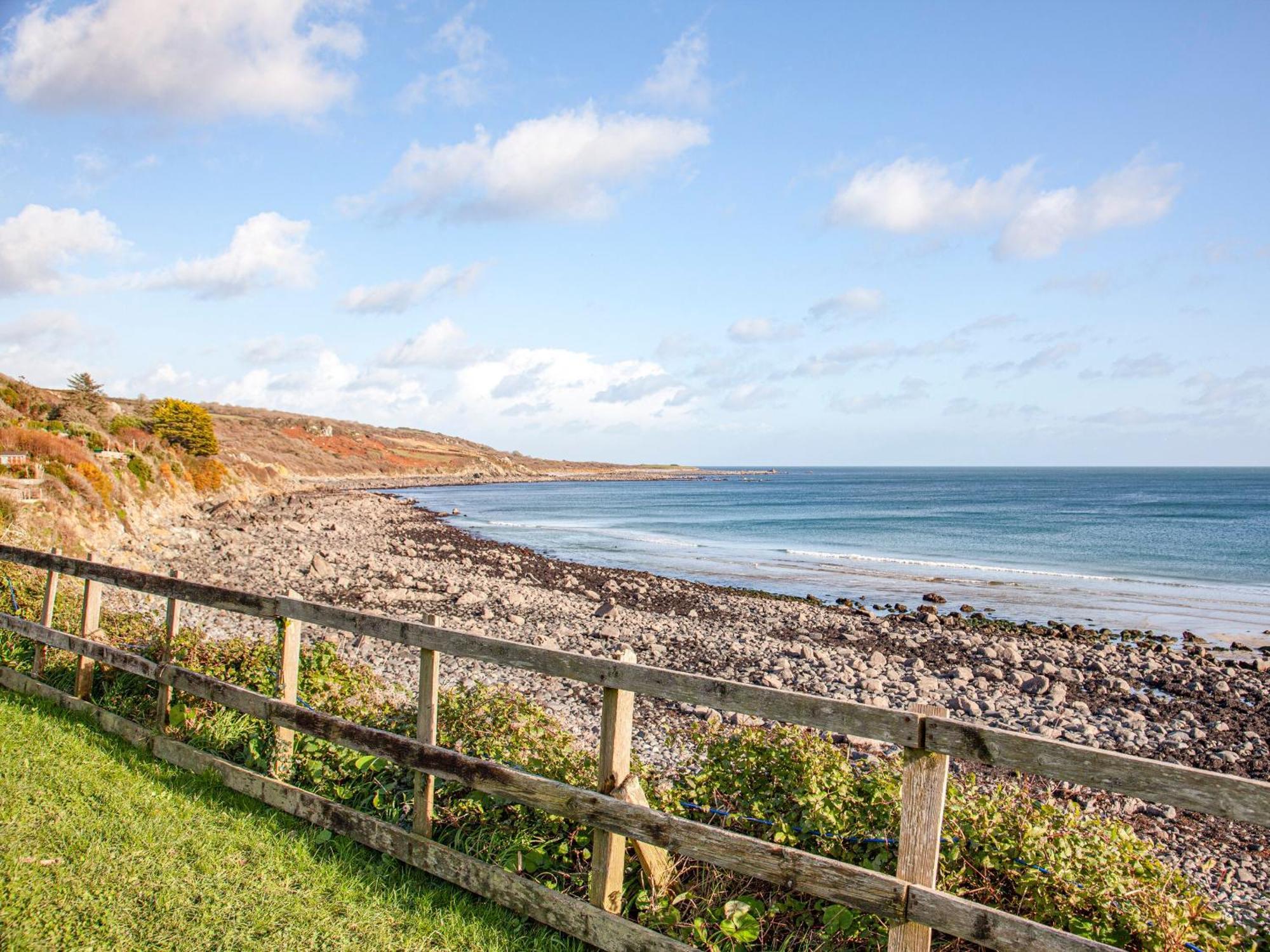 Headland Cottages Coverack Luaran gambar